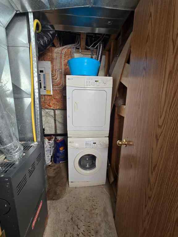 MLS® A2263675 - 244 16 Street E in Meadowbrook Brooks, Residential