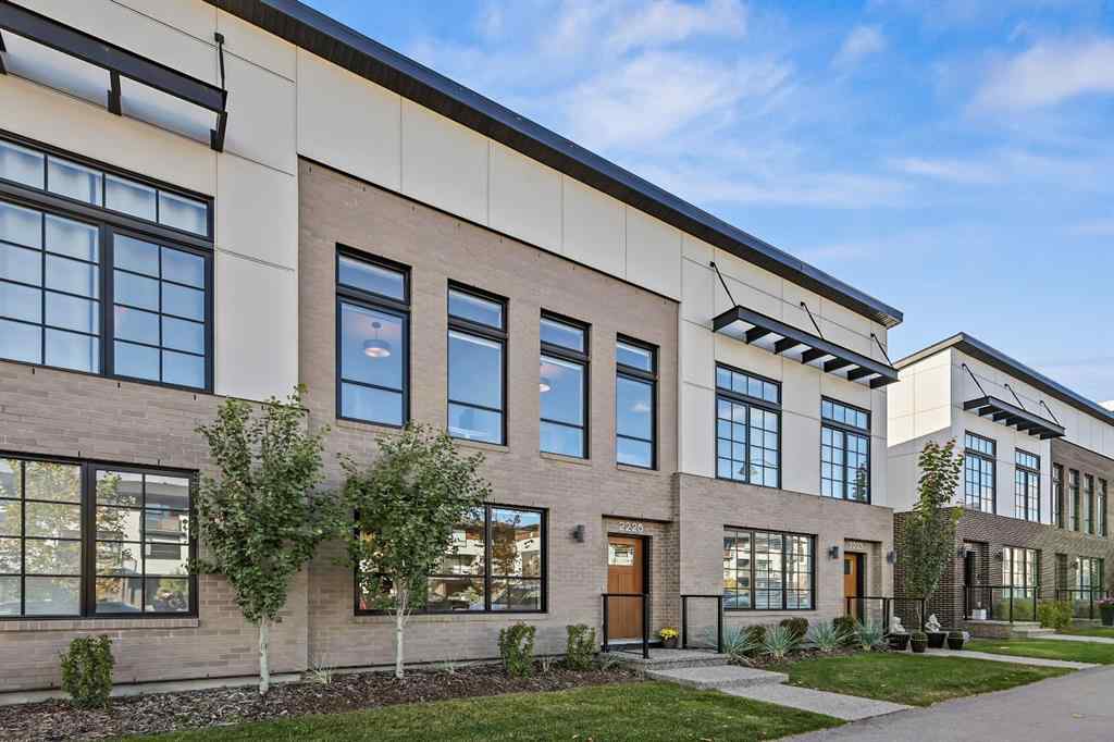 MLS® A2263677 - 2225 77 Street SW in Springbank Hill Calgary, Residential