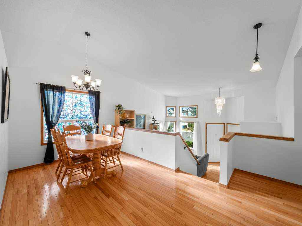 MLS® A2263678 - 74 Arbour Stone Rise NW in Arbour Lake Calgary, Residential