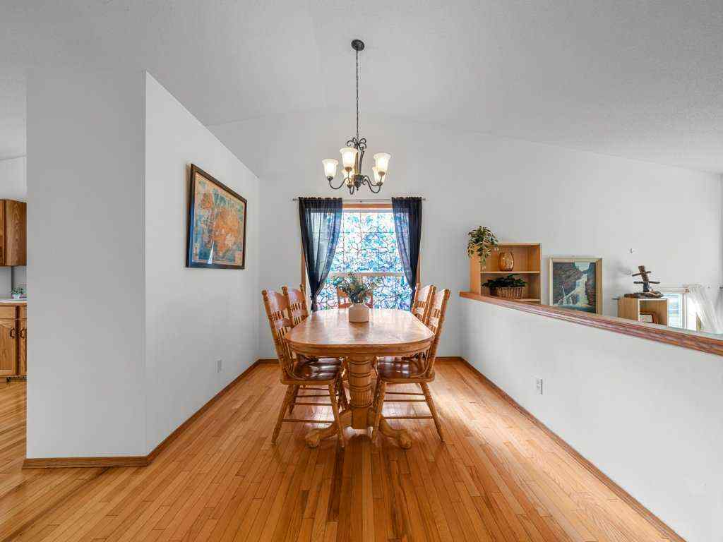 MLS® A2263678 - 74 Arbour Stone Rise NW in Arbour Lake Calgary, Residential