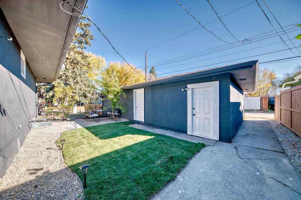 MLS® A2263680 - 1923 9A Avenue NE in Mayland Heights Calgary, Residential