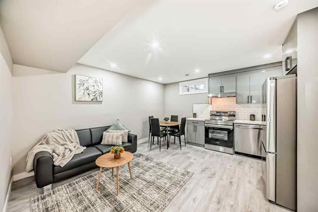 MLS® A2263680 - 1923 9A Avenue NE in Mayland Heights Calgary, Residential