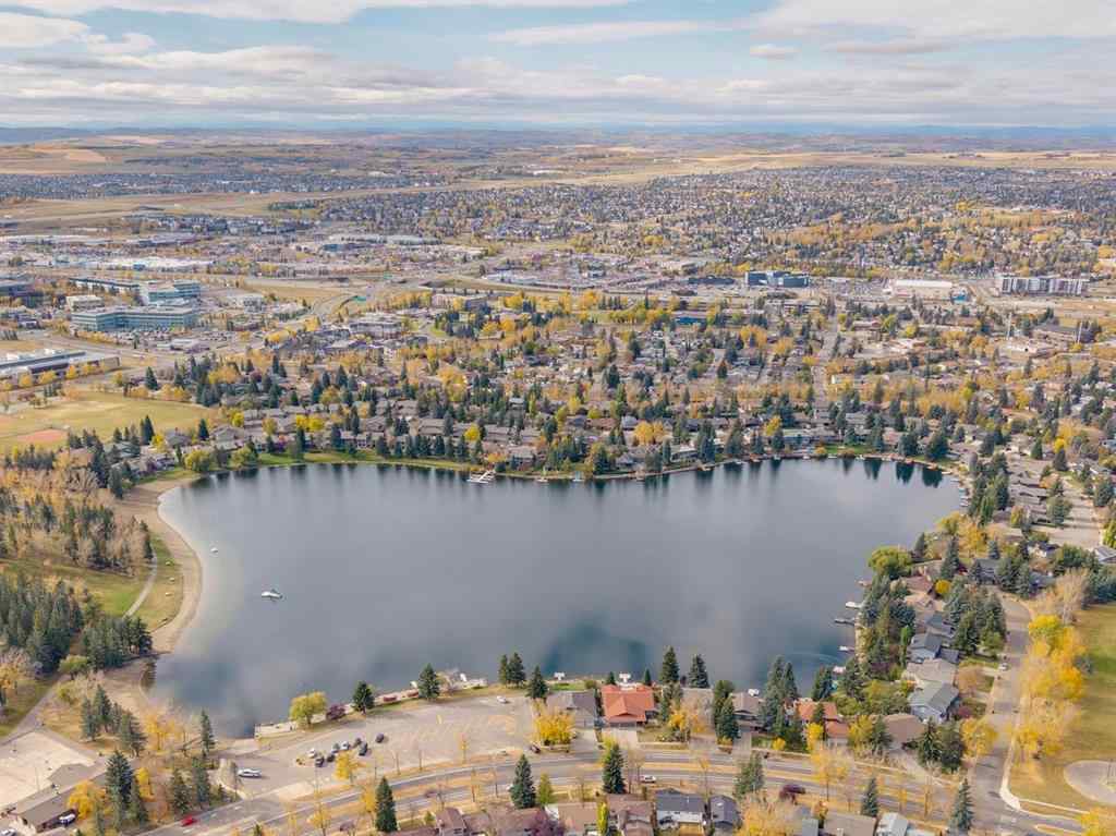 MLS® A2263681 - Unit #121 860 Midridge Drive SE in Midnapore Calgary, Residential