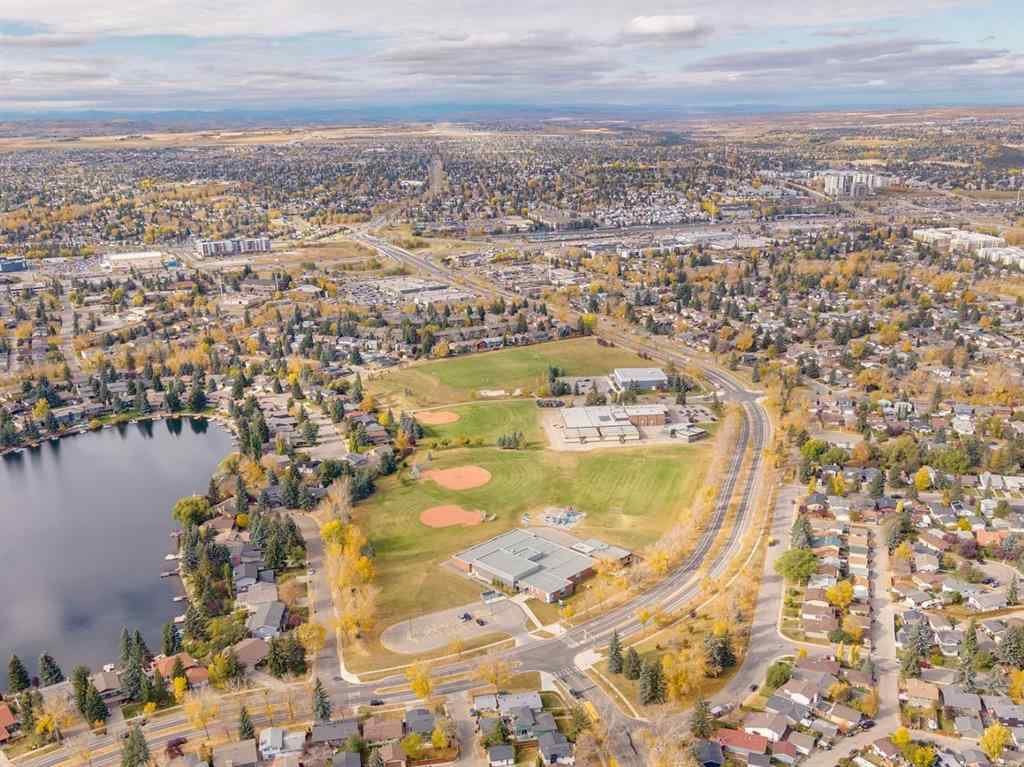 MLS® A2263681 - Unit #121 860 Midridge Drive SE in Midnapore Calgary, Residential