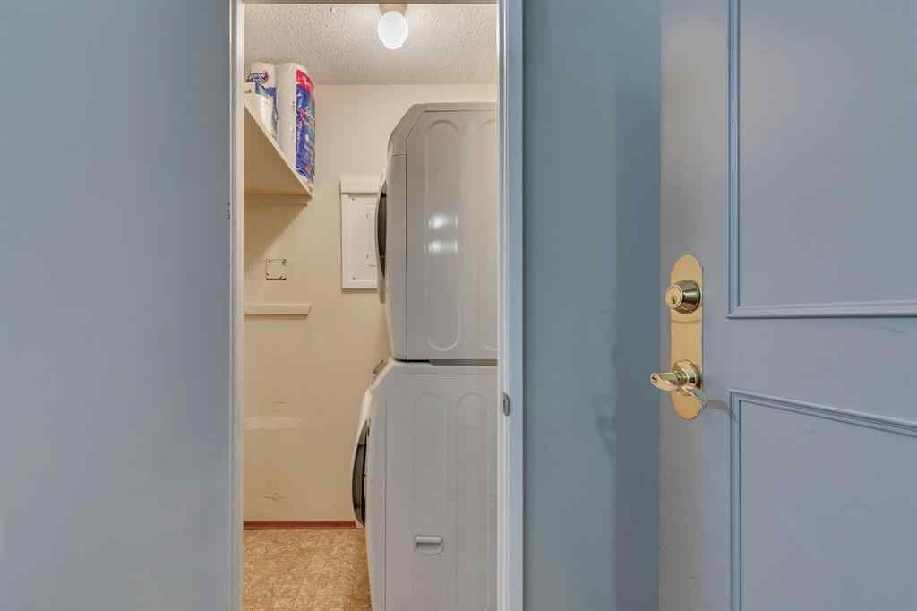 MLS® A2263681 - Unit #121 860 Midridge Drive SE in Midnapore Calgary, Residential