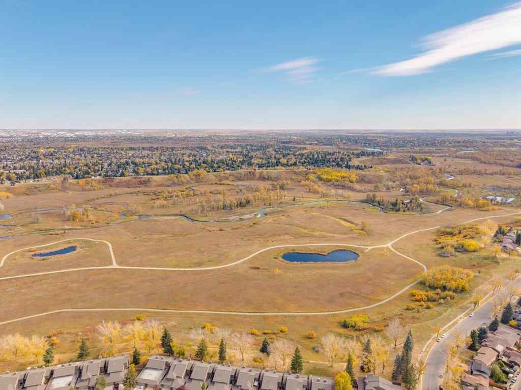 MLS® A2263681 - Unit #121 860 Midridge Drive SE in Midnapore Calgary, Residential