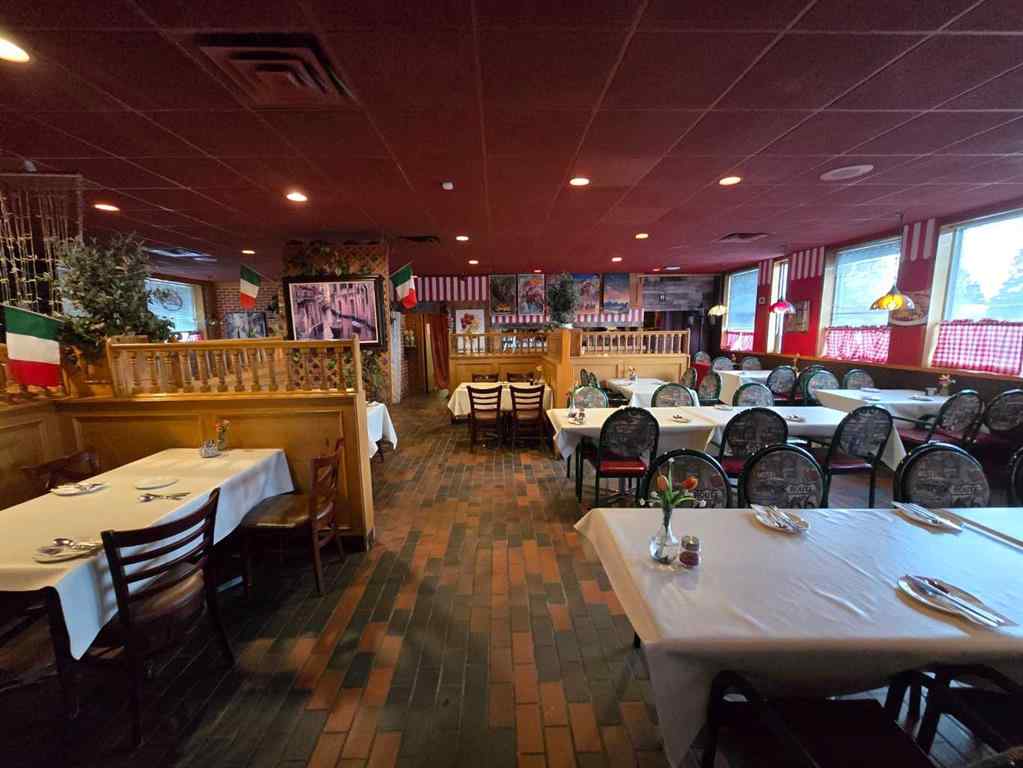 MLS® A2263687 -  16 Avenue NW in Mount Pleasant Calgary, Commercial