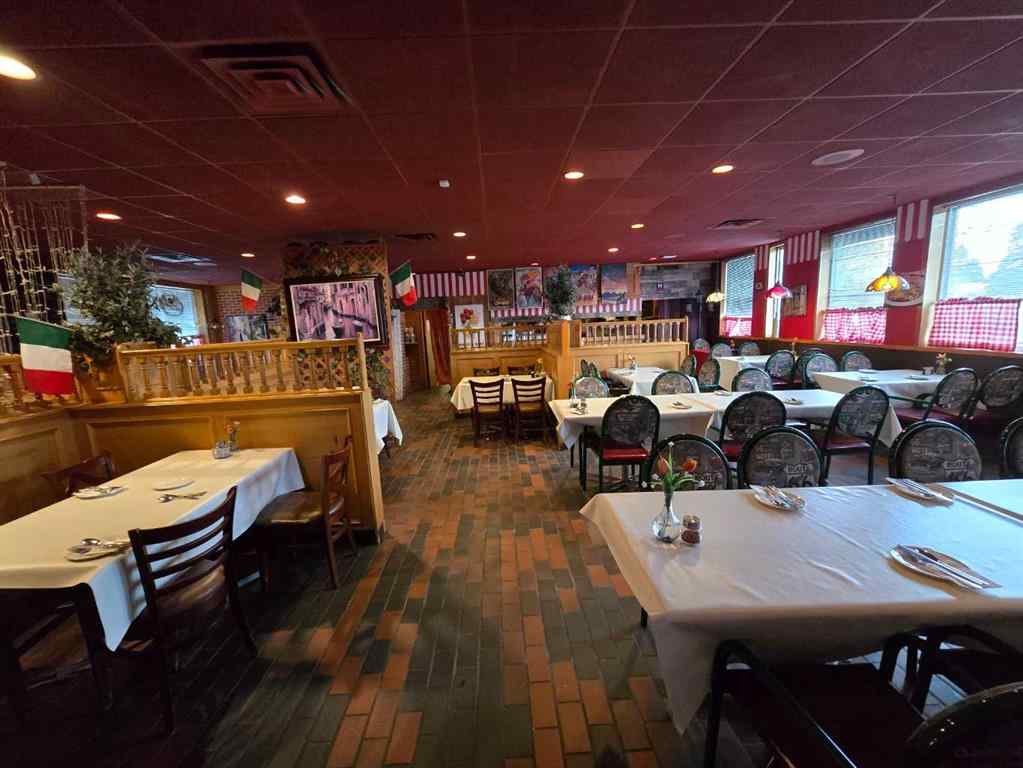 MLS® A2263687 -  16 Avenue NW in Mount Pleasant Calgary, Commercial