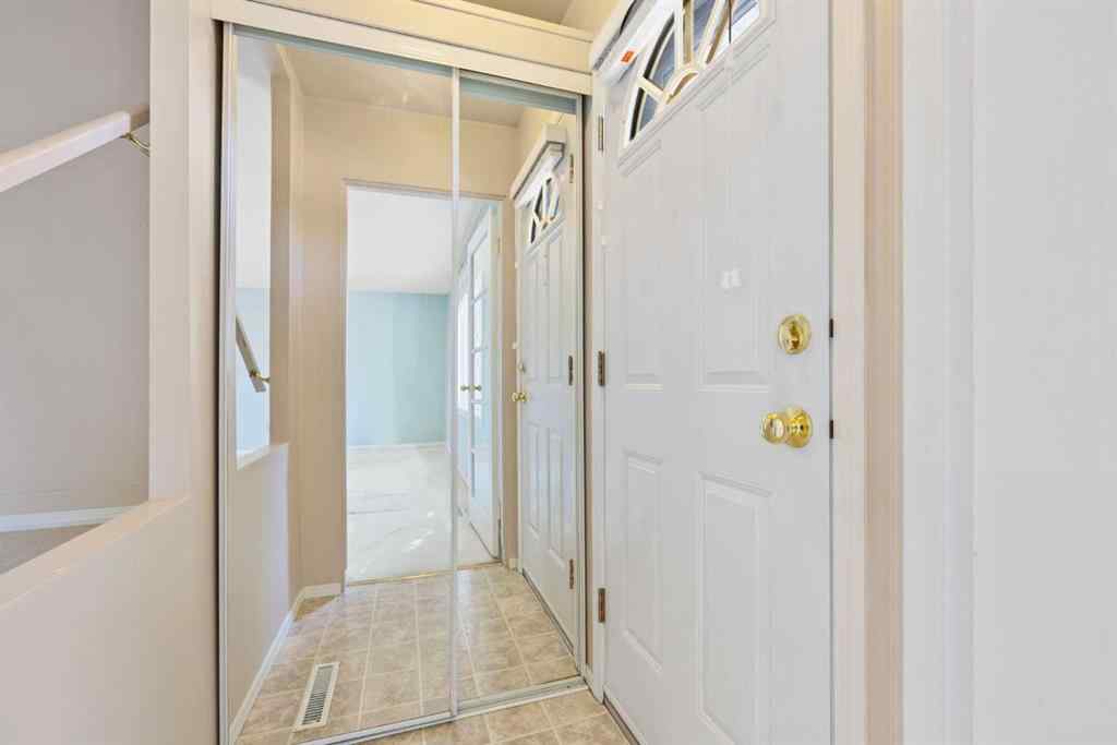 MLS® A2263693 - Unit #311 4525 31 Street SW in Rutland Park Calgary, Residential