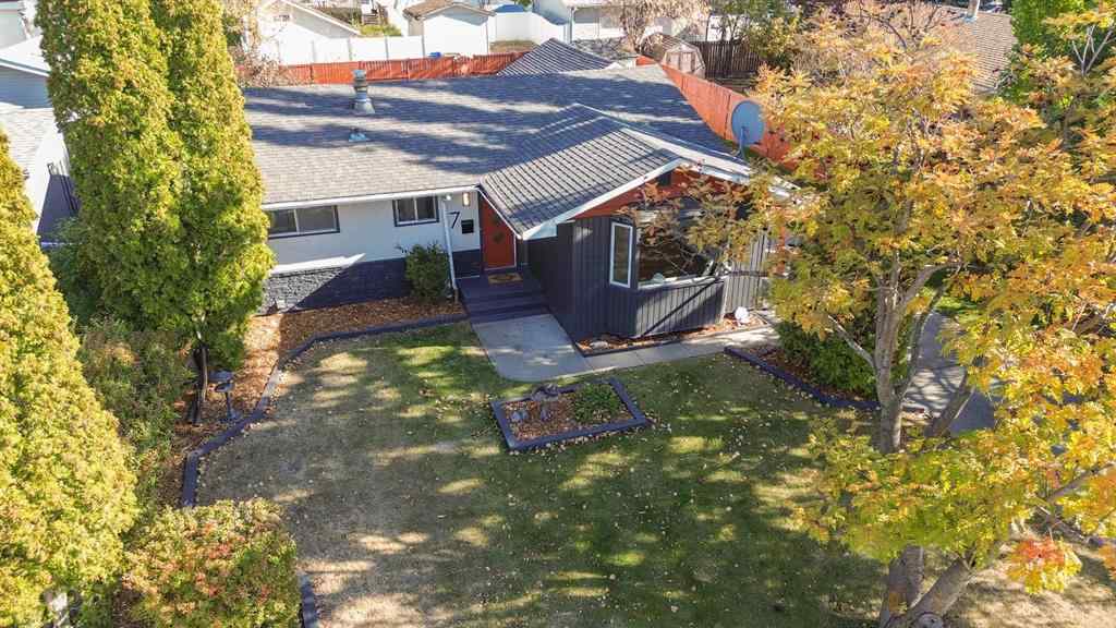 MLS® A2263696 - 7 Stirling Close  in Sunnybrook Red Deer, Residential