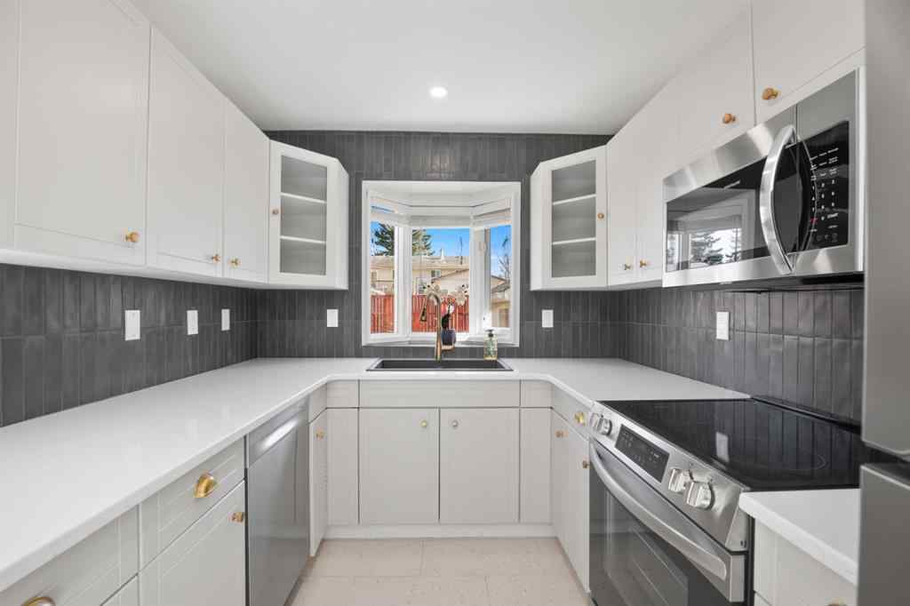 MLS® A2263696 - 7 Stirling Close  in Sunnybrook Red Deer, Residential