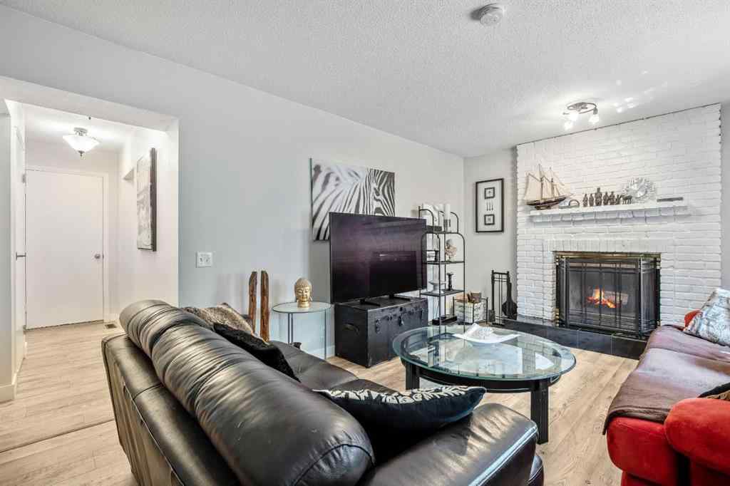 MLS® A2263704 - 6 Castle Place  in Glenbow Cochrane, Residential