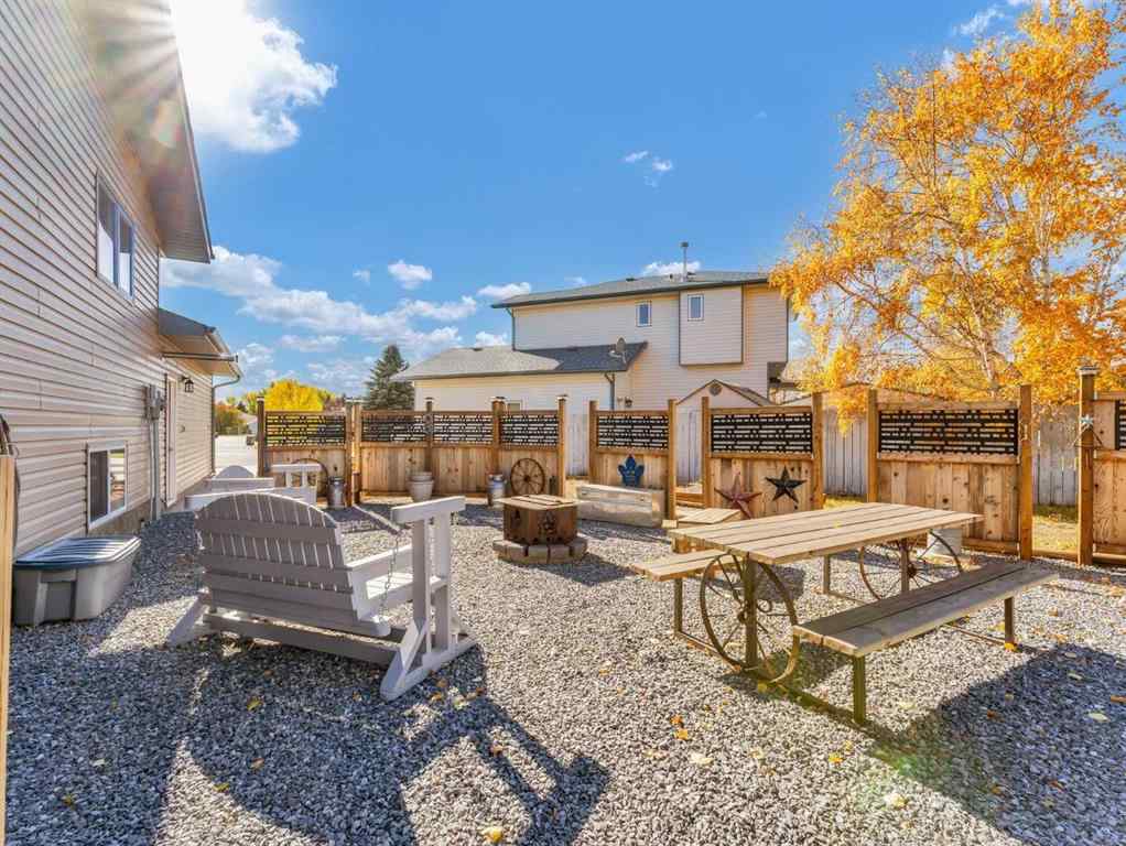 MLS® A2263705 - 833 1 Street Close W in NONE Bassano, Residential