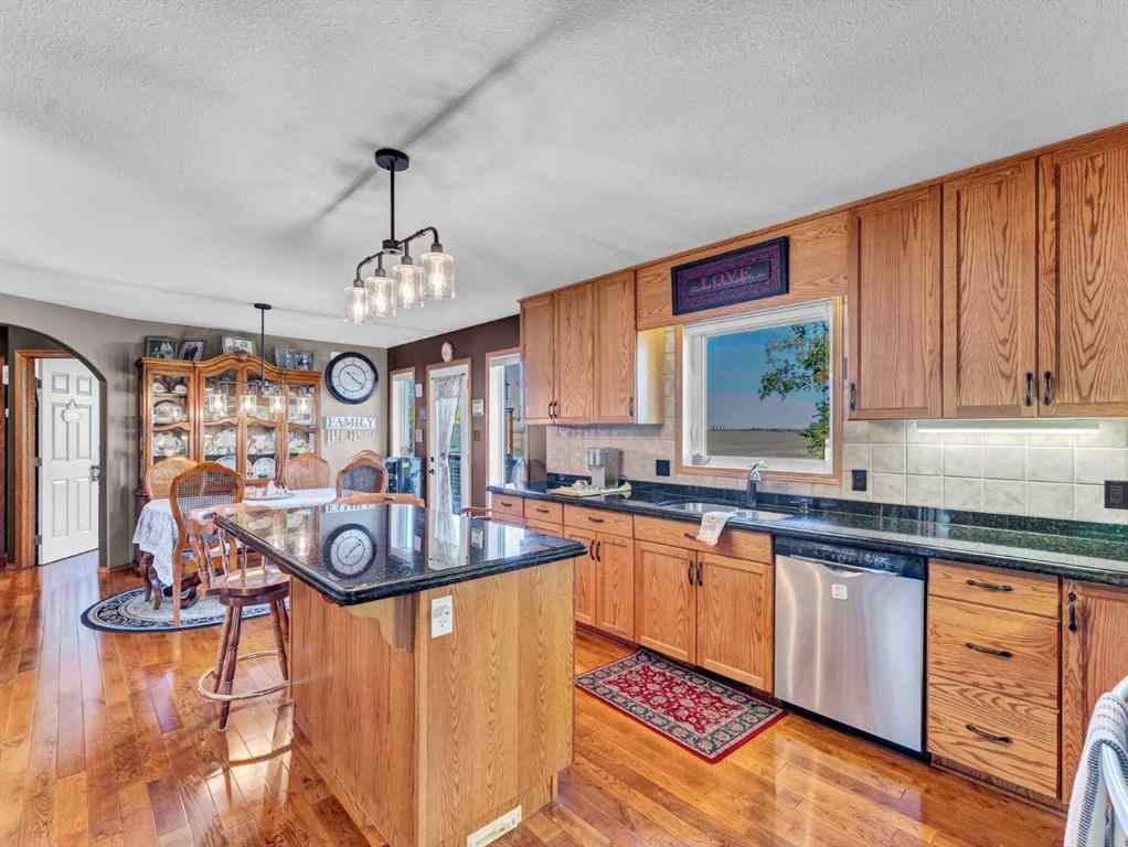 MLS® A2263705 - 833 1 Street Close W in NONE Bassano, Residential