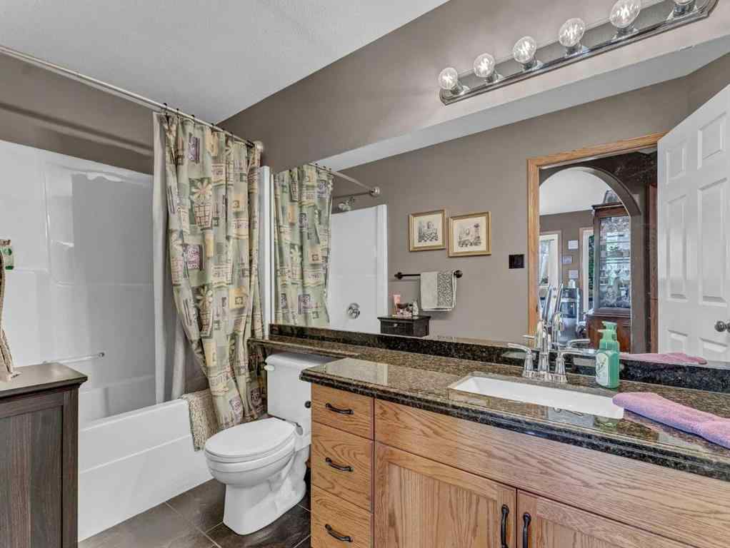 MLS® A2263705 - 833 1 Street Close W in NONE Bassano, Residential