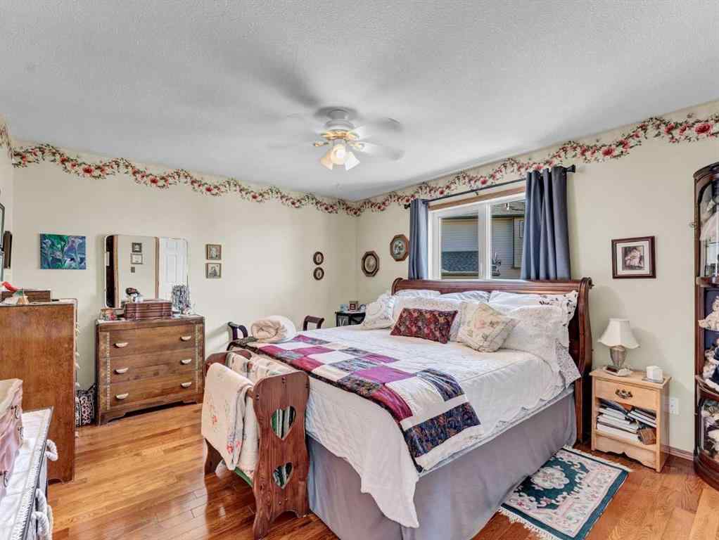 MLS® A2263705 - 833 1 Street Close W in NONE Bassano, Residential