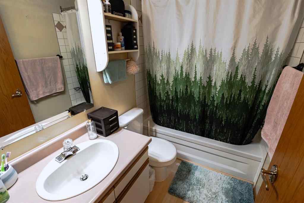 MLS® A2263707 - 9048 104 Avenue  in Crystal Heights Grande Prairie, Residential