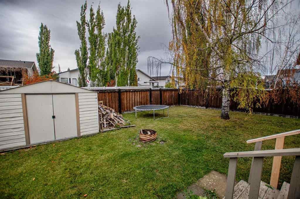 MLS® A2263707 - 9048 104 Avenue  in Crystal Heights Grande Prairie, Residential