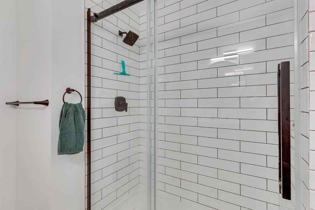 MLS® A2263710 - 404 6 Street  in NONE Irricana, Residential