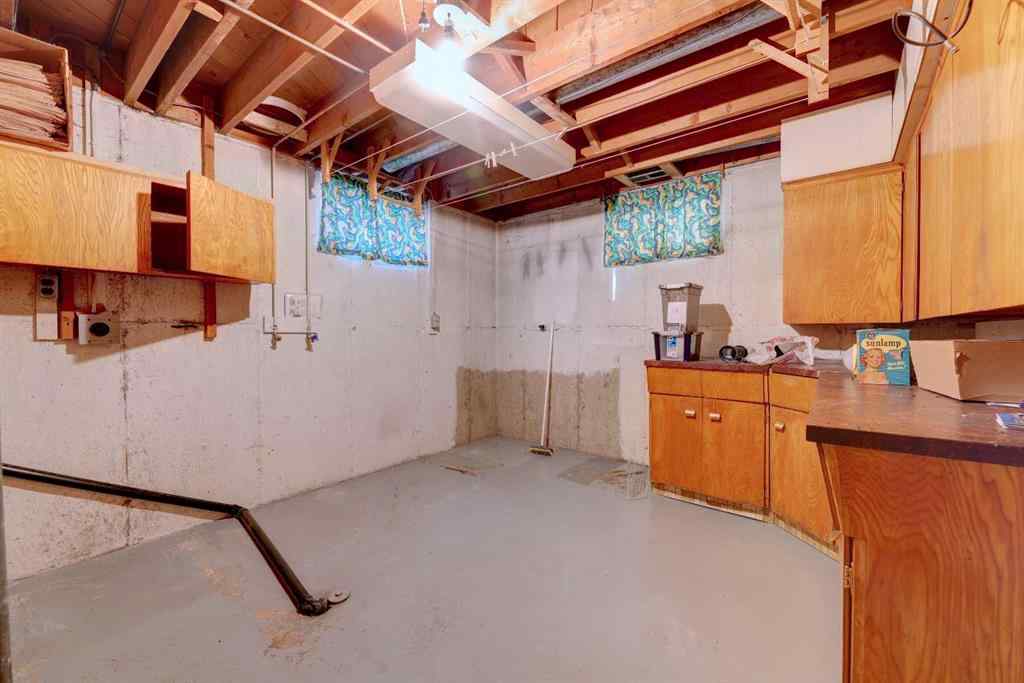 MLS® A2263718 - 71 Rosery Drive NW in Rosemont Calgary, Residential