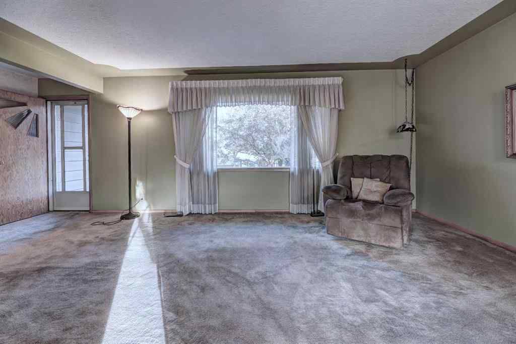 MLS® A2263718 - 71 Rosery Drive NW in Rosemont Calgary, Residential