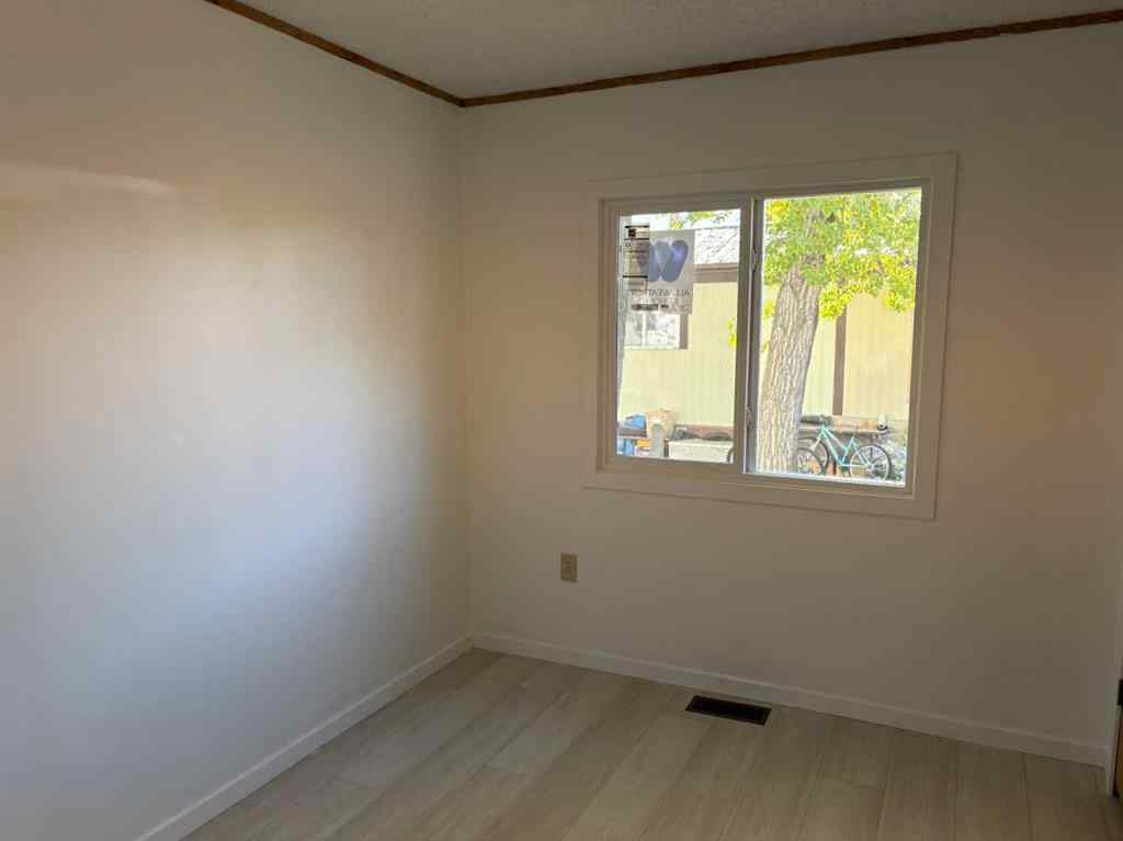 MLS® A2263719 - Unit ##29 5800 46 Street  in NONE Olds, Mobile