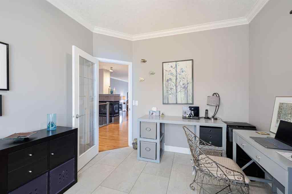 MLS® A2263720 - 269 Shannon Estates Terrace SW in Shawnessy Calgary, Residential