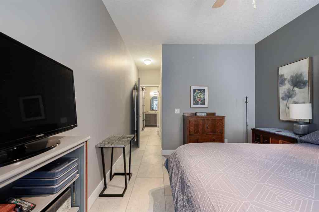 MLS® A2263720 - 269 Shannon Estates Terrace SW in Shawnessy Calgary, Residential