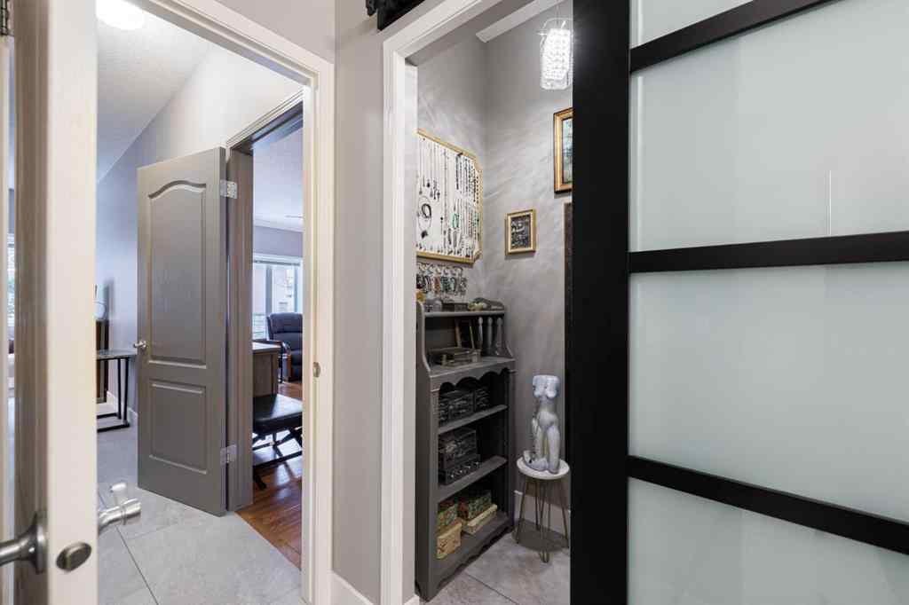 MLS® A2263720 - 269 Shannon Estates Terrace SW in Shawnessy Calgary, Residential