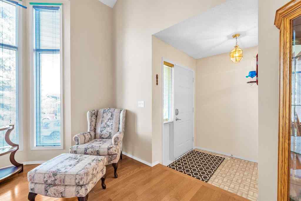 MLS® A2263724 - 247 Millbank Drive SW in Millrise Calgary, Residential