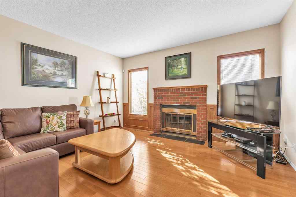 MLS® A2263724 - 247 Millbank Drive SW in Millrise Calgary, Residential