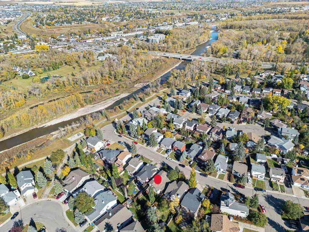 MLS® A2263734 - 51 Hunters Crescent  in Hunters Glen Okotoks, Residential