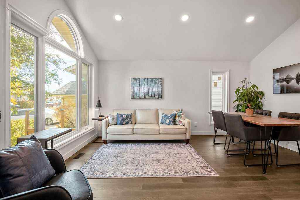 MLS® A2263734 - 51 Hunters Crescent  in Hunters Glen Okotoks, Residential