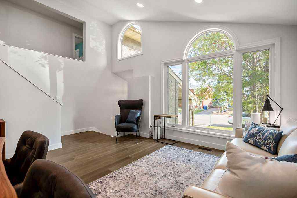 MLS® A2263734 - 51 Hunters Crescent  in Hunters Glen Okotoks, Residential