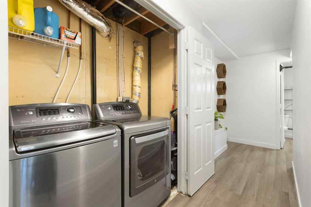 MLS® A2263736 - 27 Deercrest Close SE in Deer Ridge Calgary, Residential