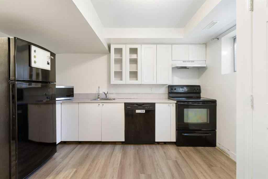 MLS® A2263736 - 27 Deercrest Close SE in Deer Ridge Calgary, Residential