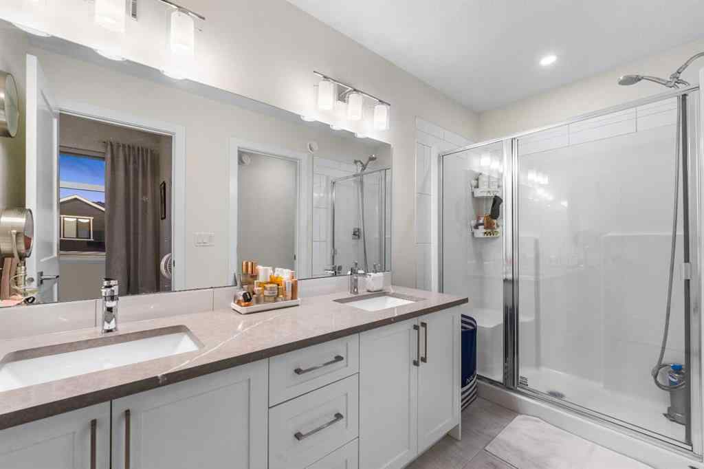 MLS® A2263739 - 51 Crestridge Common SW in Crestmont Calgary, Residential