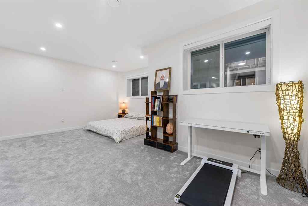 MLS® A2263739 - 51 Crestridge Common SW in Crestmont Calgary, Residential