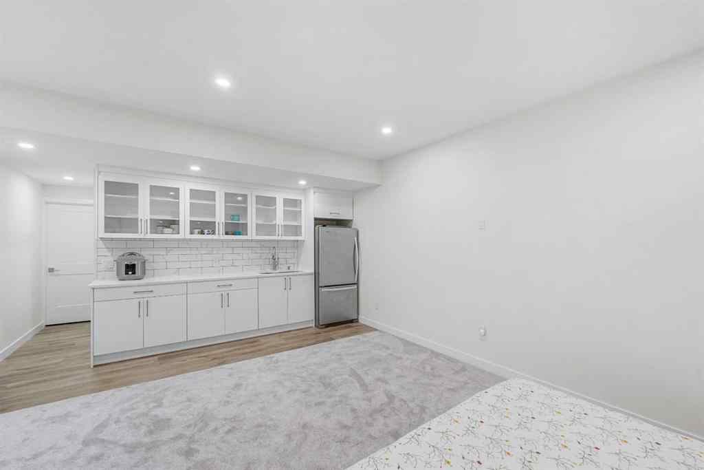 MLS® A2263739 - 51 Crestridge Common SW in Crestmont Calgary, Residential