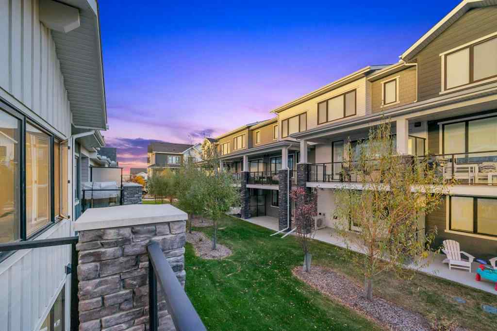 MLS® A2263739 - 51 Crestridge Common SW in Crestmont Calgary, Residential