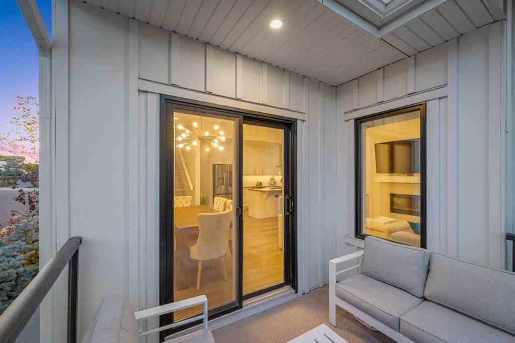 MLS® A2263739 - 51 Crestridge Common SW in Crestmont Calgary, Residential