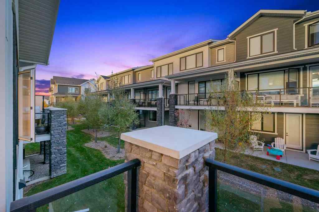 MLS® A2263739 - 51 Crestridge Common SW in Crestmont Calgary, Residential