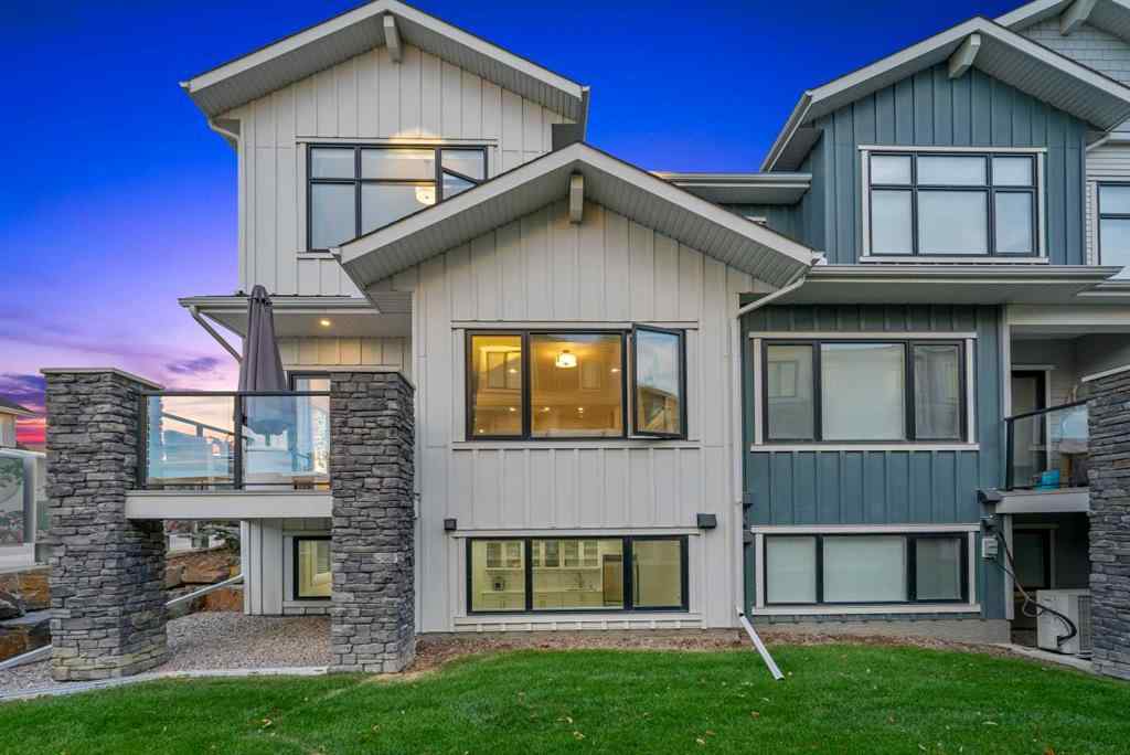MLS® A2263739 - 51 Crestridge Common SW in Crestmont Calgary, Residential
