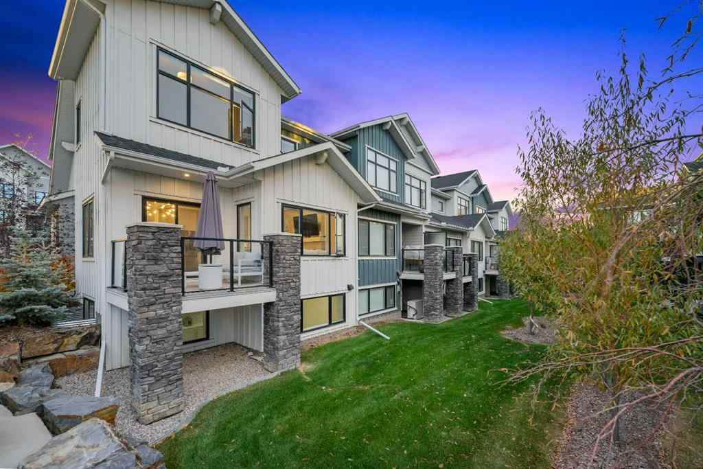 MLS® A2263739 - 51 Crestridge Common SW in Crestmont Calgary, Residential