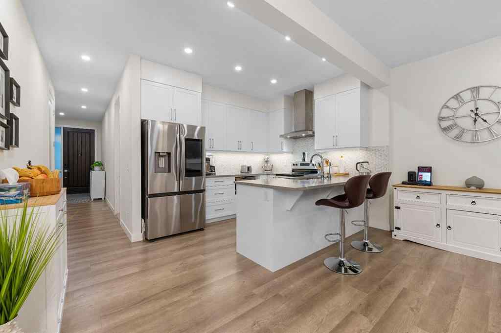 MLS® A2263739 - 51 Crestridge Common SW in Crestmont Calgary, Residential