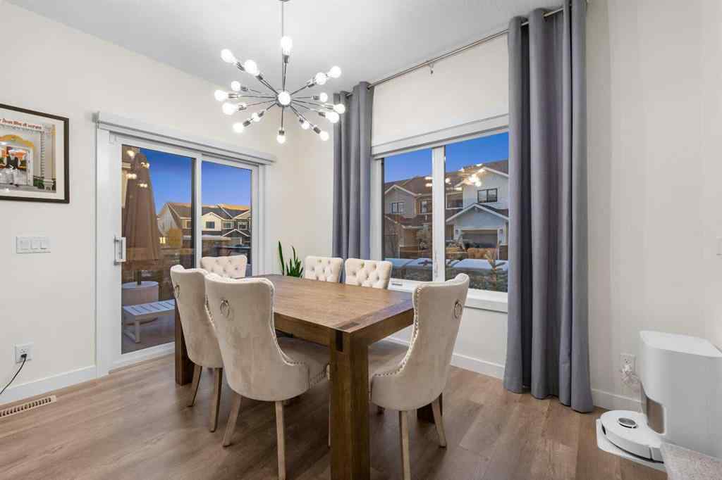 MLS® A2263739 - 51 Crestridge Common SW in Crestmont Calgary, Residential