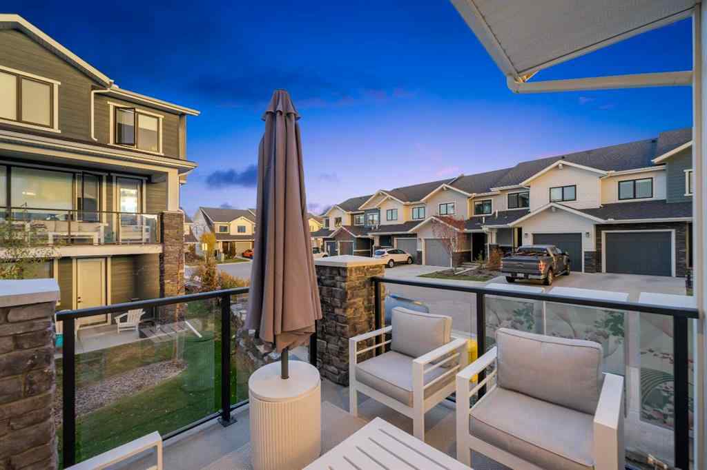 MLS® A2263739 - 51 Crestridge Common SW in Crestmont Calgary, Residential