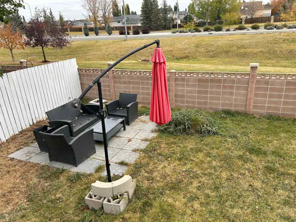 MLS® A2263742 - 192 Mt Rundle Road W in Mountain Heights Lethbridge, Residential
