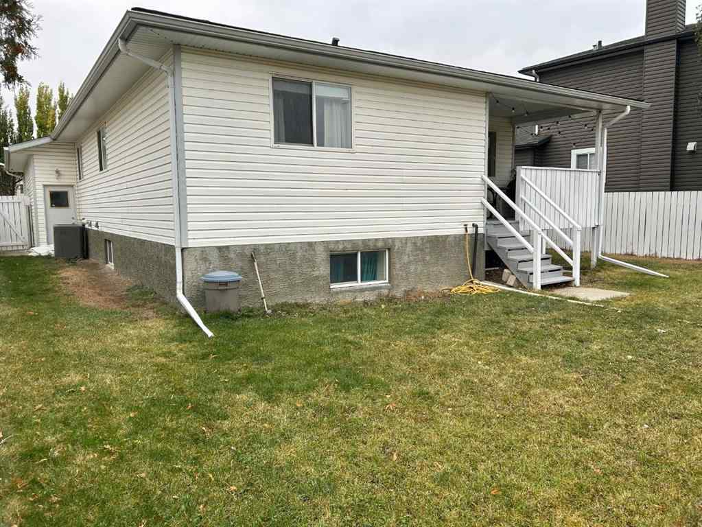 MLS® A2263742 - 192 Mt Rundle Road W in Mountain Heights Lethbridge, Residential