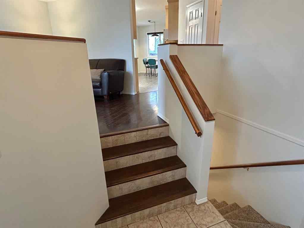 MLS® A2263742 - 192 Mt Rundle Road W in Mountain Heights Lethbridge, Residential